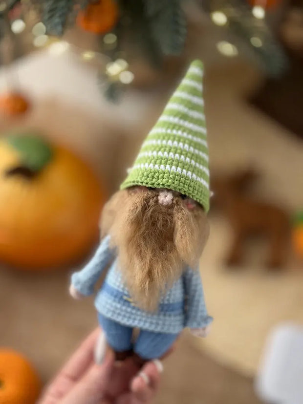 Christmas crochet gnomes pattern