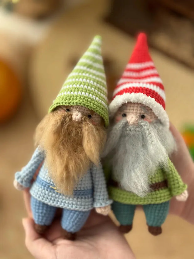 Christmas crochet gnomes pattern