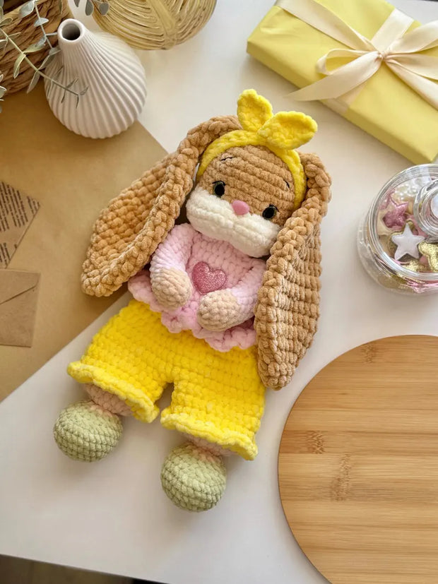 Crochet pattern bunny amigurumi